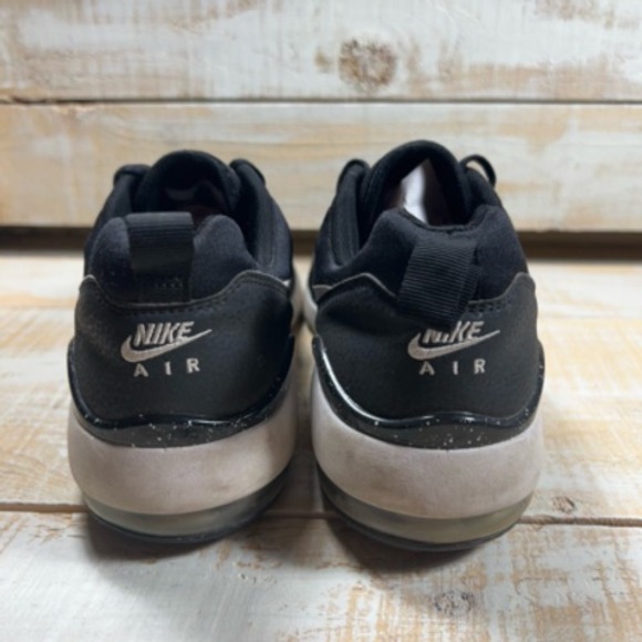 Nike Womens Air Max Siren Running Shoes Black White 749510-004 Lace Up Mesh 8.5M - Picture 9 of 12